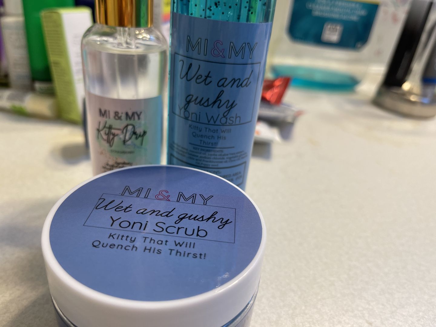 Customer photo review of Kitty Drip Strawberry