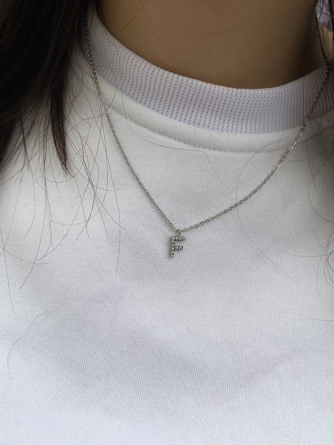 Customer photo review of Filigran Letter Halskette | 18K vergoldet