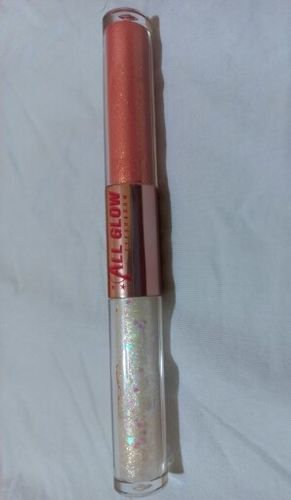 Customer photo review of PINKFLASH 2 IN 1 LIQUID GLOW EYESHADOW