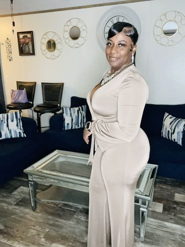 Customer photo review of Bombshell Jumpsuit up to 3XL (Mocha)