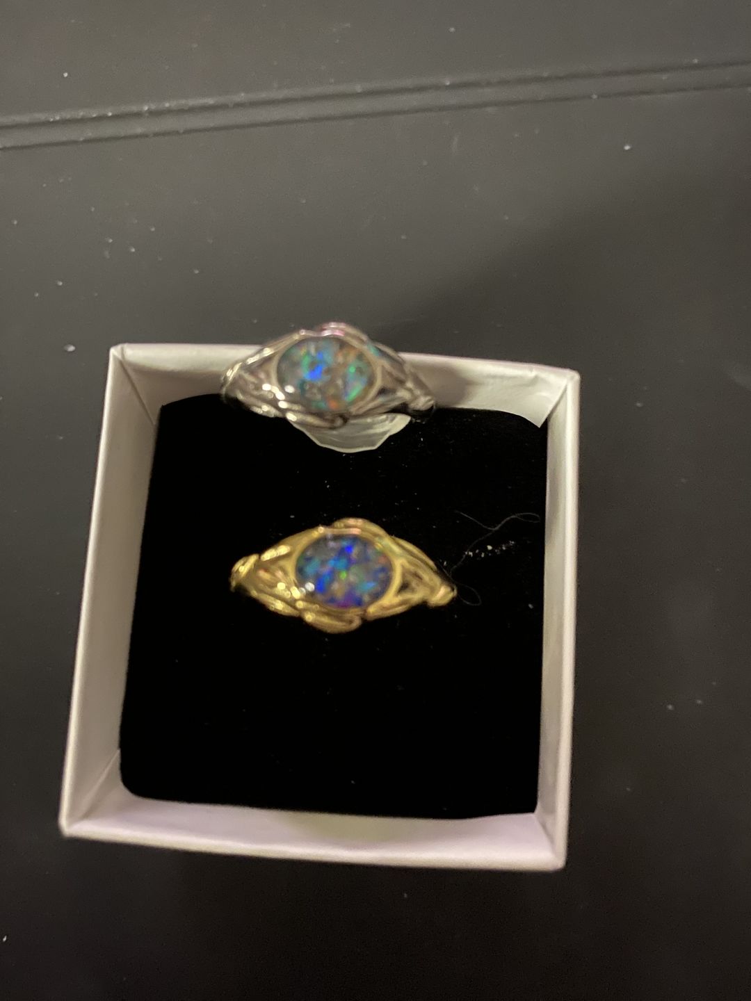 Customer photo review of Leaf Cremation Ring with Cremation Ashes