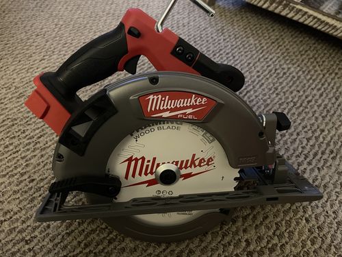Customer photo review of Milwaukee 2732-20 M18 FUEL™ 7-1/4" Circular Saw - Tool Only