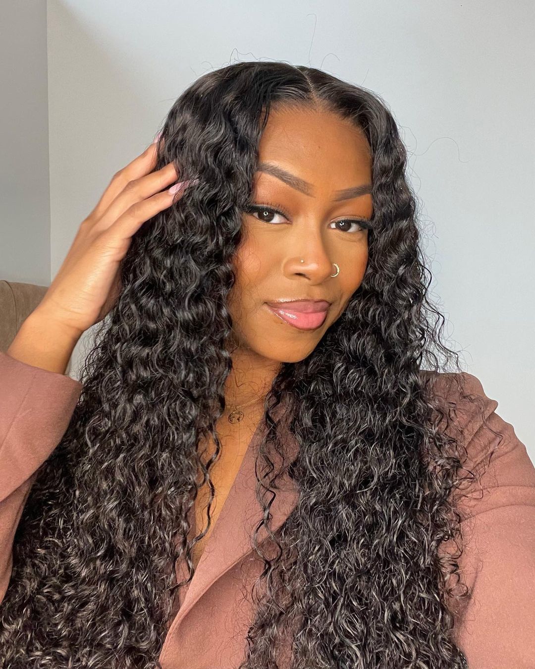 Customer photo review of Wavymy Glueless Kinky Curly 4x6 Lace Closure Wig HD Lace Wear & Go Wigs Dome Cap 180% Denisity
