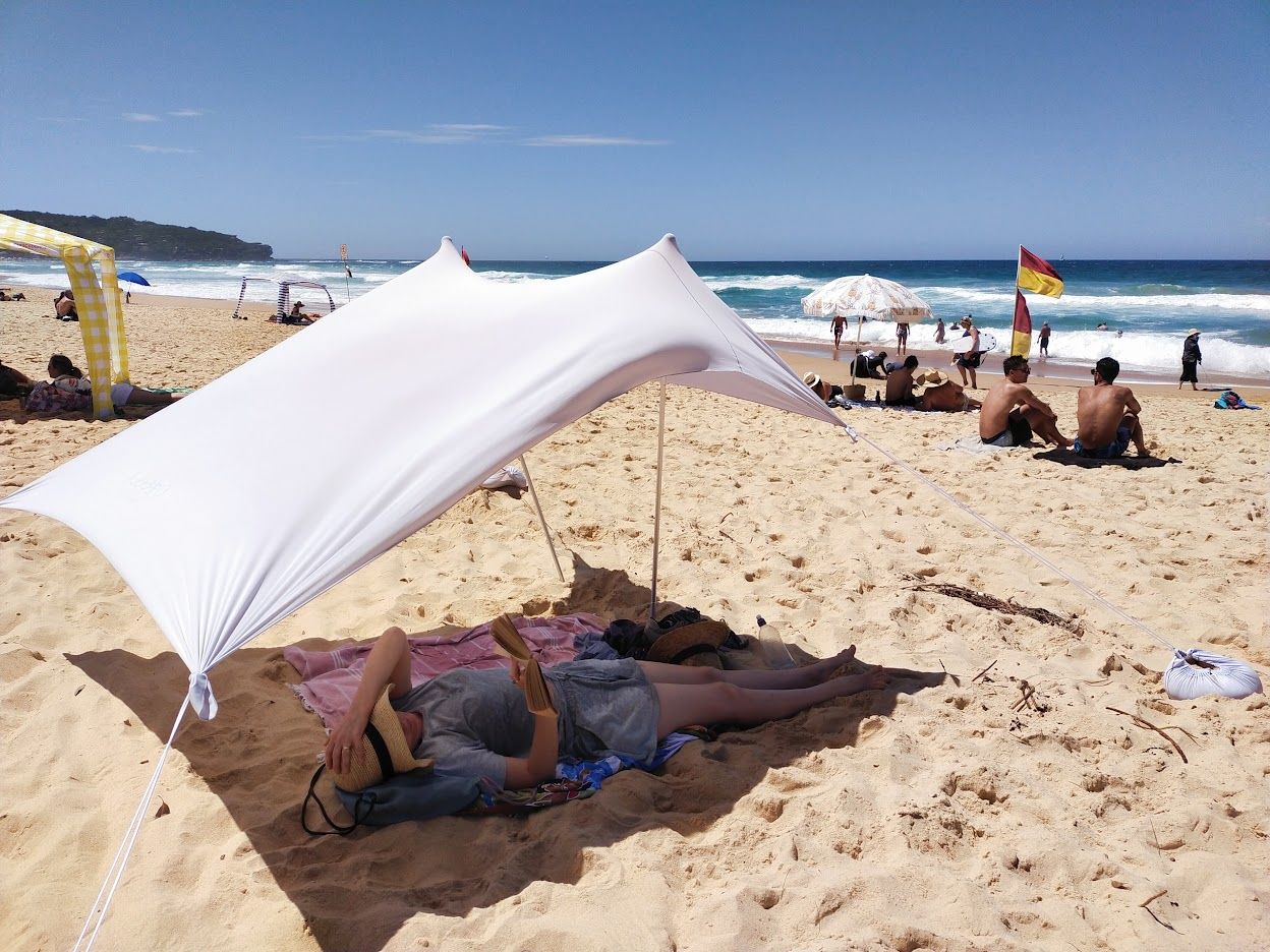 Customer photo review of Family Wave Break Beach Tent