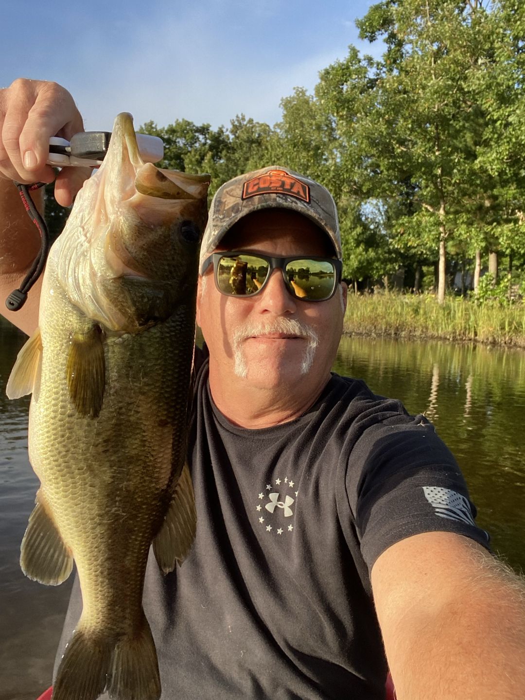 Customer photo review of Beyond Fishing 6.5" Pro Shears - Braid Cutting Scissors