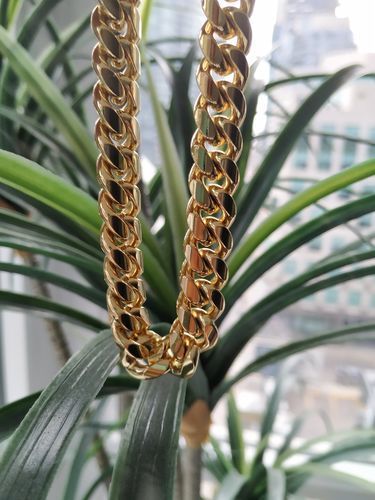 Customer photo review of 18k Gold Thick Cuban Link Chain (8mm-18mm)