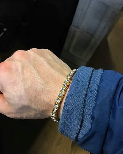 Customer photo review of 18K Gold Diamond Tennis Bracelet