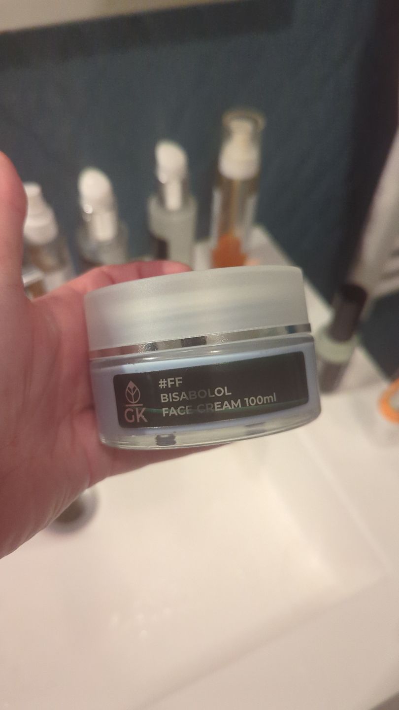 Customer photo review of BISABOLOL Crème Régénérante Pour Le Visage