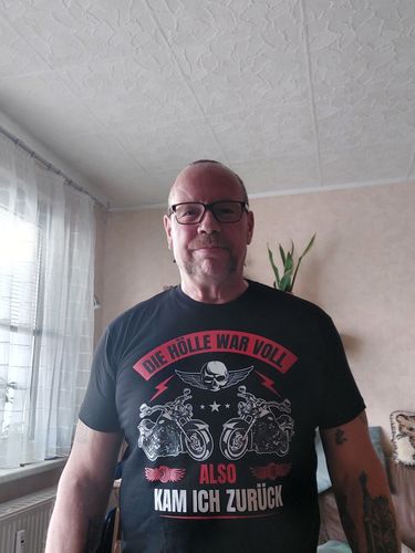 Customer photo review of Die Hölle war voll, also kam ich zurück - T-Shirt