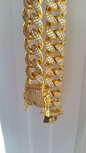 Customer photo review of 18K Gold Diamond Miami Cuban Link Bracelet