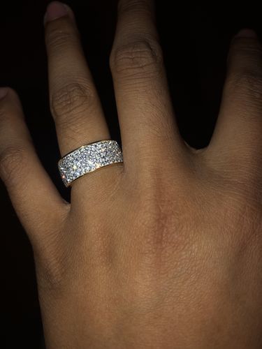 Customer photo review of 18K Gold 5 Row Ring