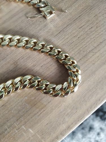 Customer photo review of 18k Gold Thick Cuban Link Chain (8mm-18mm)
