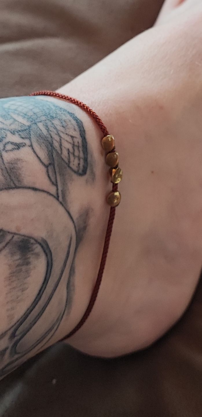 Customer photo review of Handgemachtes Tibetisches Buddhisten Glücks-Armband aus Kupfer Modell 2