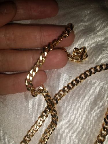 Customer photo review of 18K Gold Cuban Link Chain