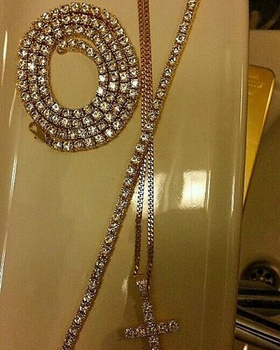 Customer photo review of 18K Gold Diamond Tennis Bracelet