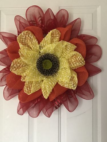 Customer photo review of 6.25"Dia Flower Head Yellow/Gold FJ517930