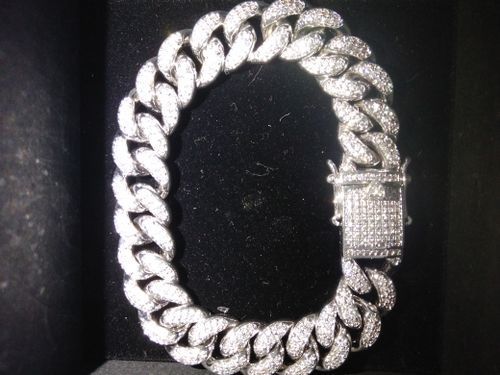 Customer photo review of 18K Gold Diamond Miami Cuban Link Bracelet