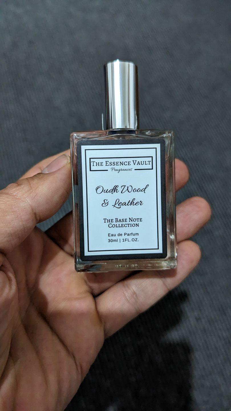 Customer photo review of Oudh Wood & Leather Eau De Parfum