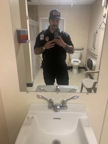 Customer photo review of "LAYOVER DESIGN" with custom back of hat