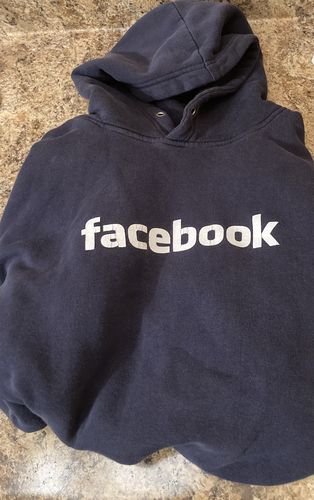 Customer photo review of Facebook Hoodie Size XL
