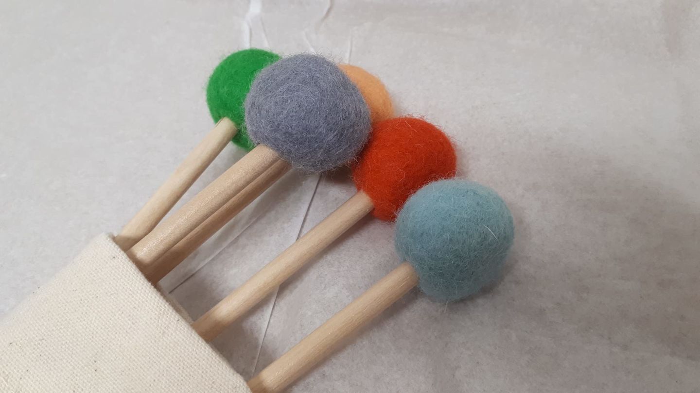 Customer photo review of Pfeil und Bogen Kinder Holzspielzeug mit 5 Pfeilen, Köcher und 3 Zielscheiben