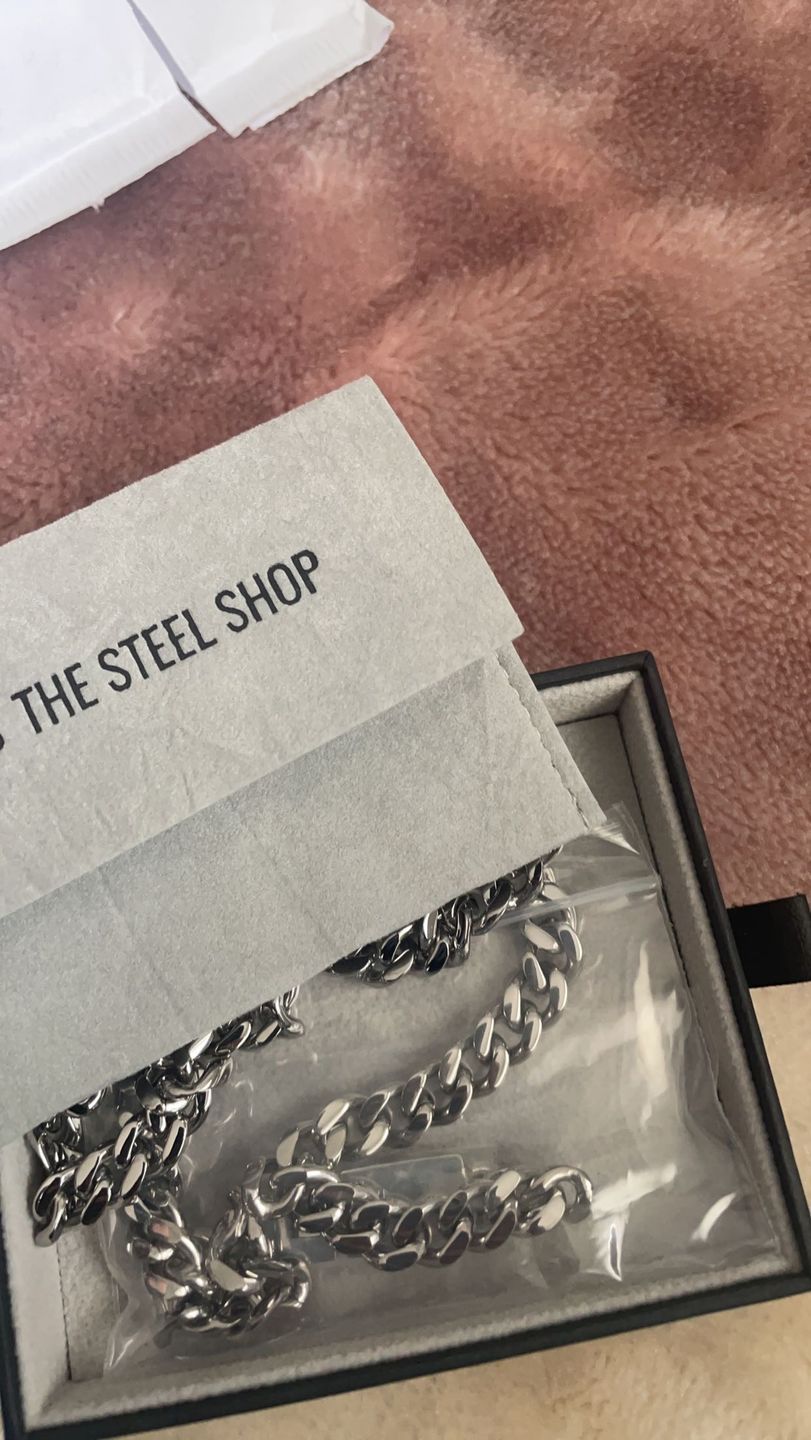 Customer photo review of 8mm Cuban Link Engravable Chain