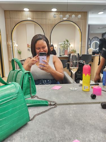 Customer photo review of KOURT - Brazilian 13x4 Lace Front Wig