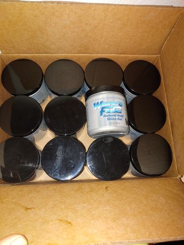 Customer photo review of Duke Waves & Fades Natural Hold Shine Gel, 8.4 Oz.