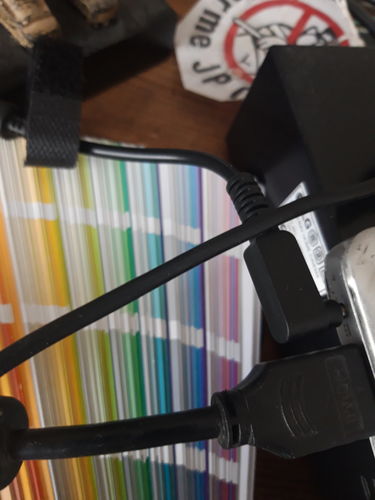 Avis photo d'un client sur Chargeur Compatible 19V-3.42A 65W Pour Ordinateur Portable Acer