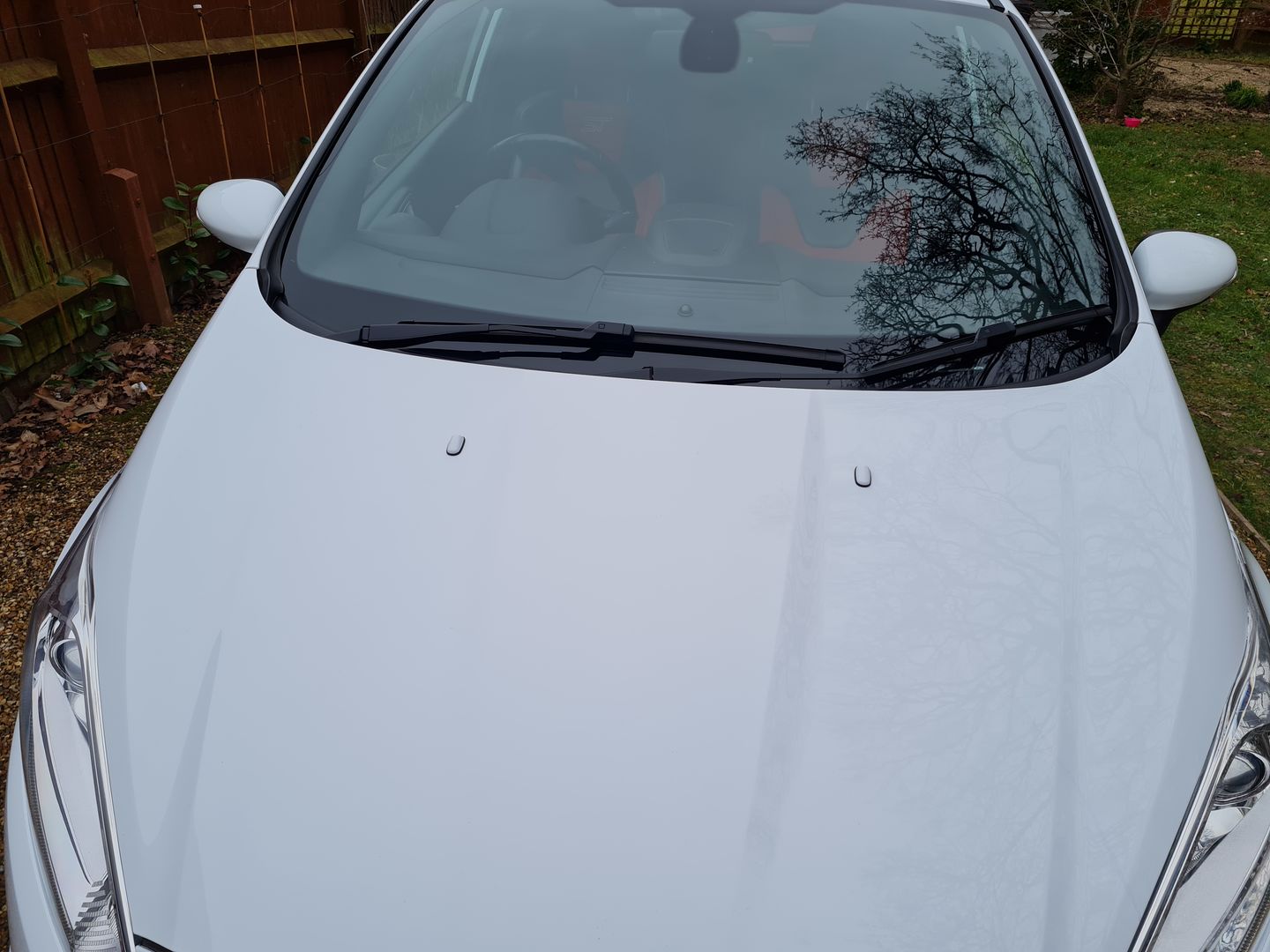 Customer photo review of Ford 'Mist' Washer Jets (Non-Heated)