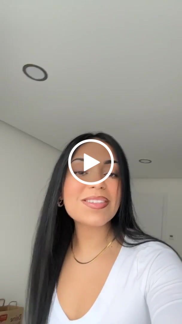 Customer video review of Snake Skin Kette | 18K vergoldet