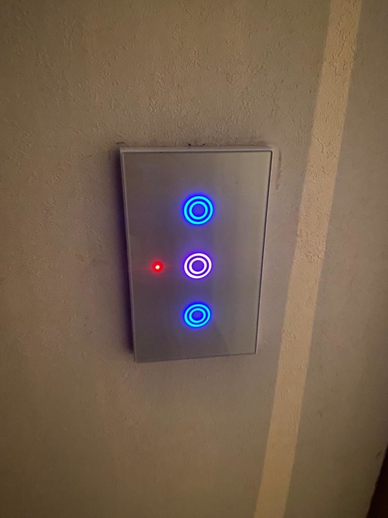 Customer photo review of Interruptor inteligente Wifi 3 TECLAS Automatizate