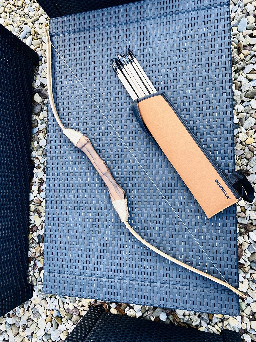 Customer photo review of Holzbogen Set mit 10 Pfeilen, Köcher, 3 Zielscheiben und Aufbewahrungstasche