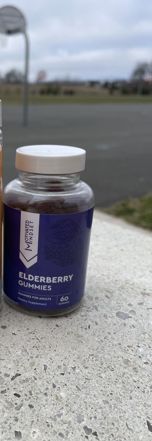 Customer photo review of Elderberry Gummies