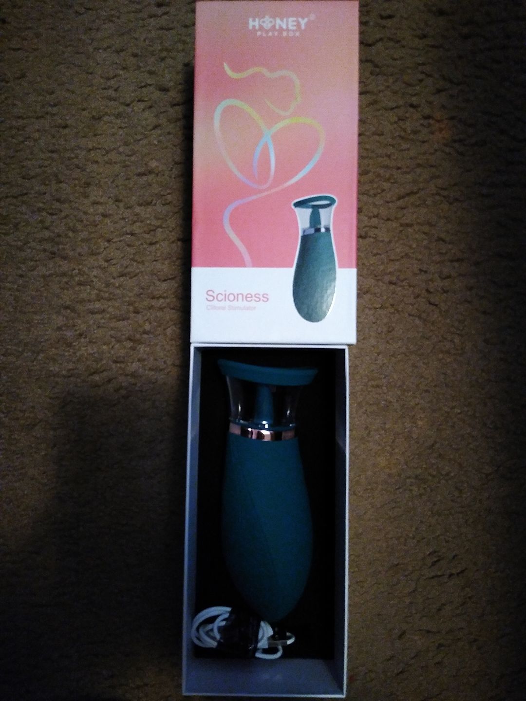 Customer photo review of SCIONESS Sucking and Licking Clitoral Stimulator