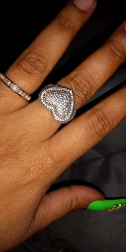 Customer photo review of Iced Heart Ring