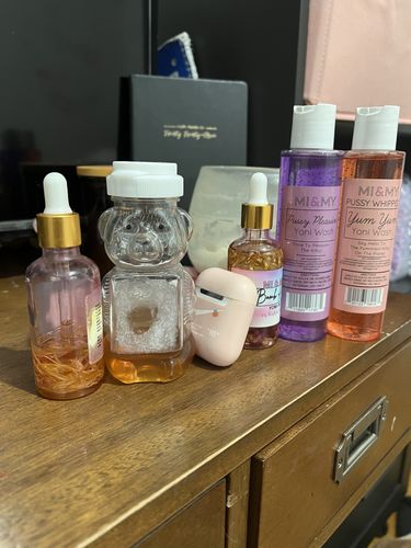 Customer photo review of Bomb Kitty Yoni Oil