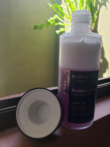Customer photo review of Blackberry Complex Cream Essence 140ml