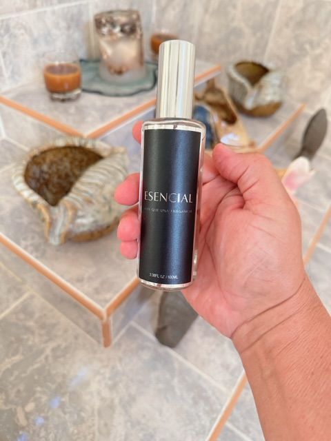 Customer photo review of H300 Inspirado en: Ombré Leather Parfum - Tom Ford