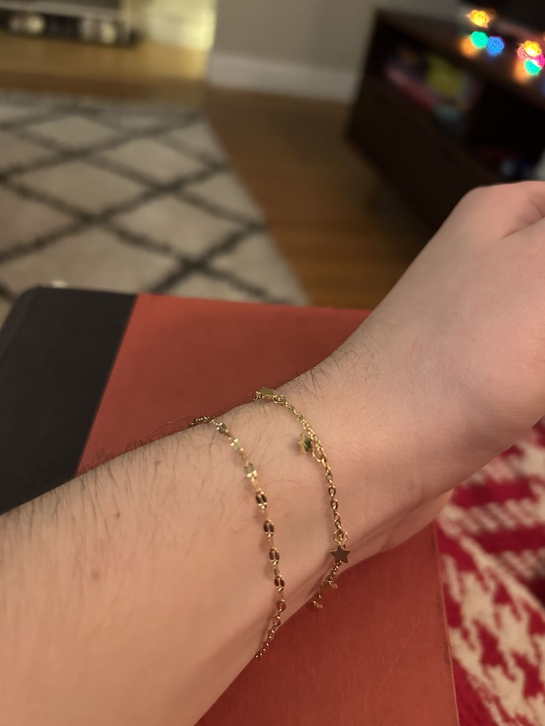 Customer photo review of Single Dainty Bracelet