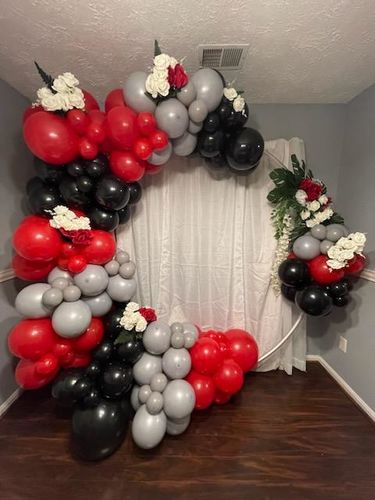 Customer photo review of Party & Hoop Balloon Circle Loop Flower Arch Photo Booth Backdrop Stand