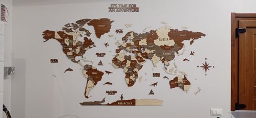 Customer photo review of 3D Wooden Multilayered World Map with States and Capitals v2