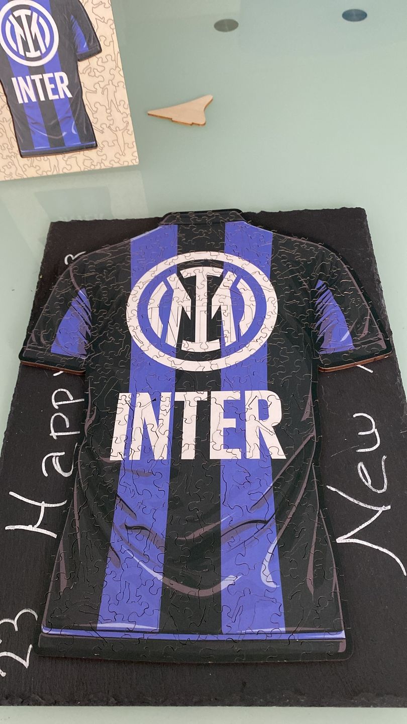 Customer photo review of FC Inter® Jersey - Official Wooden Puzzle
