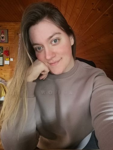Customer photo review of Dusty Mauve AWY Sweatshirt