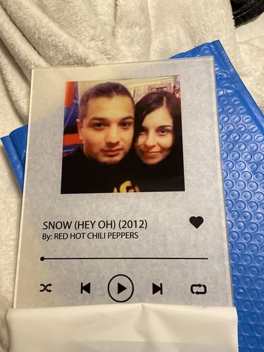 Customer photo review of Custom Song Plaque - The Best Anniversary Gift for Couples
