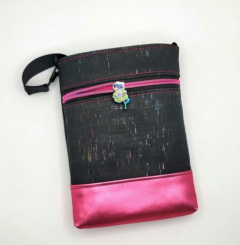 Customer photo review of Wanderlust Phone Bag Pattern