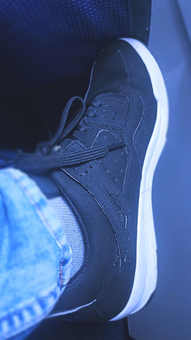 Customer photo review of Bacca Bucci ULTRAFORCE Mid-top Athletic-Inspired Casual Shoes
