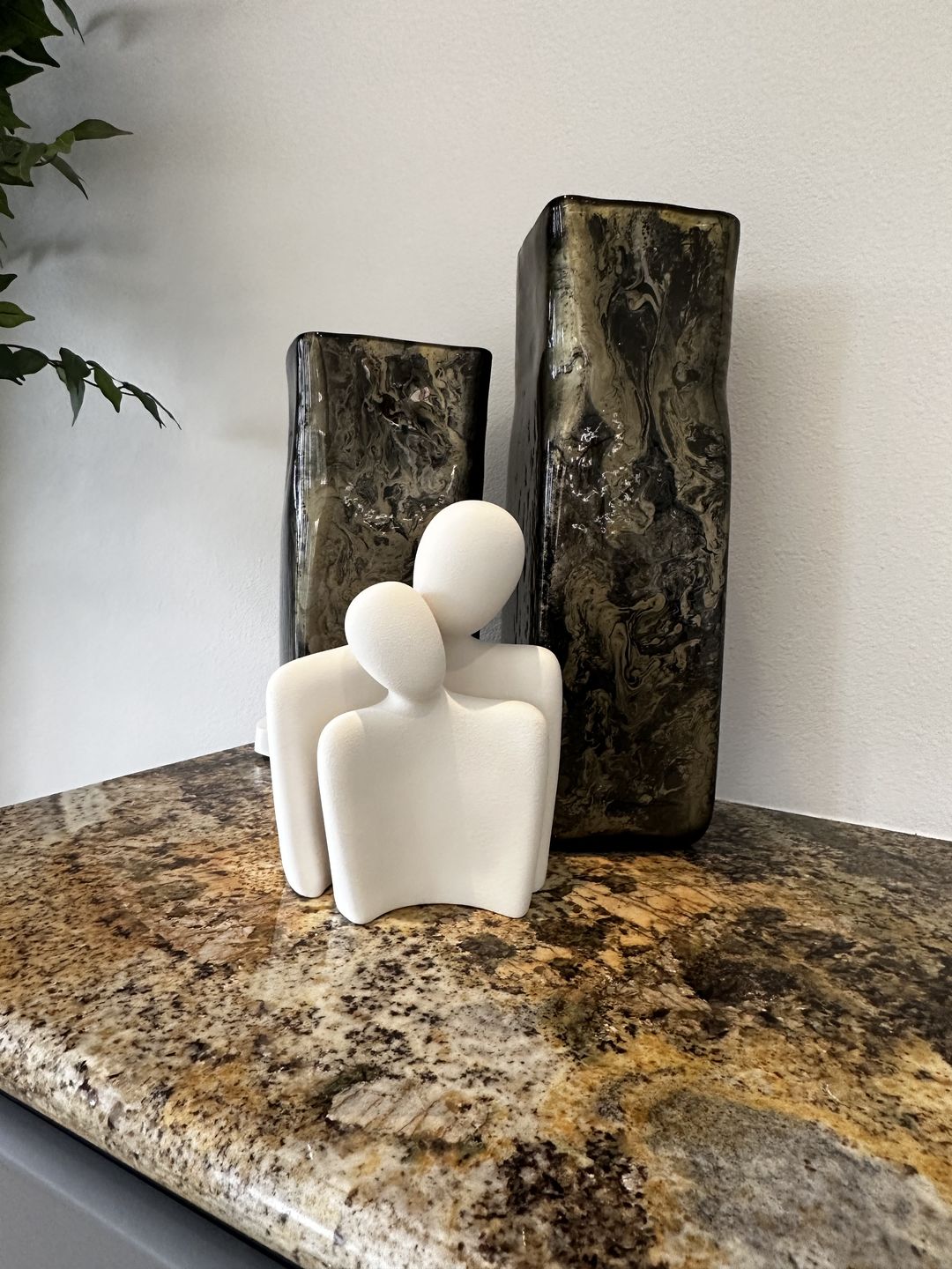 Customer photo review of Coppia Sculpture