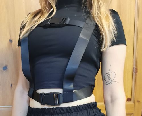 Customer photo review of TECHWEAR CROP TOP