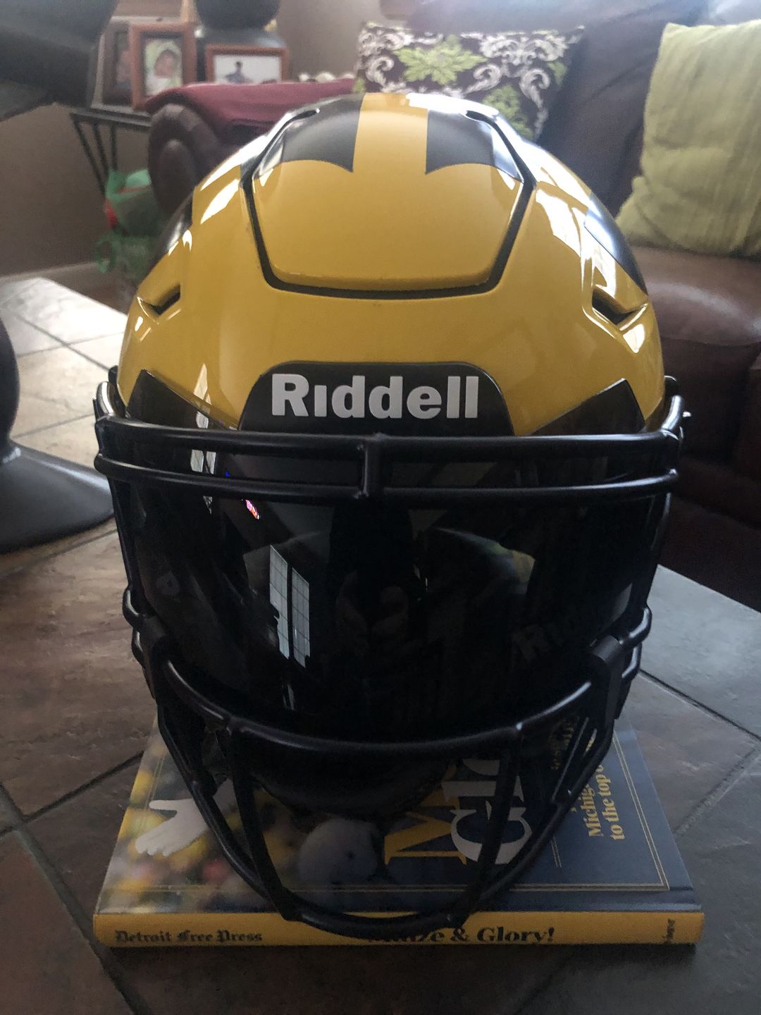 Customer photo review of Michigan Wolverines Painted Riddell SpeedFlex Authentic Football Helmet